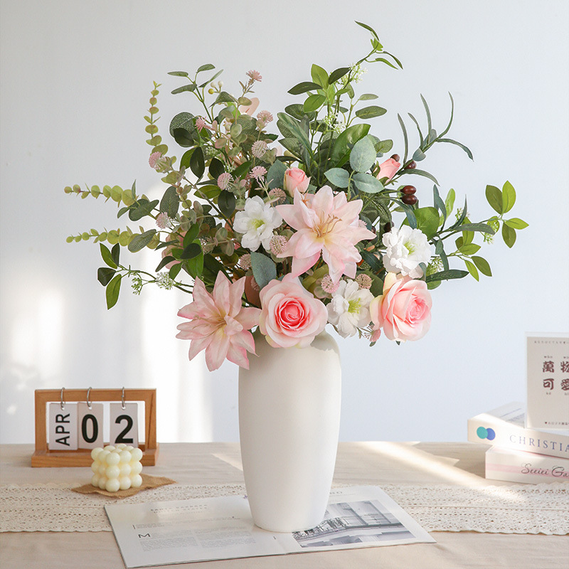 K-D8.1 DE2484-020 Silk Flower Bouquet 