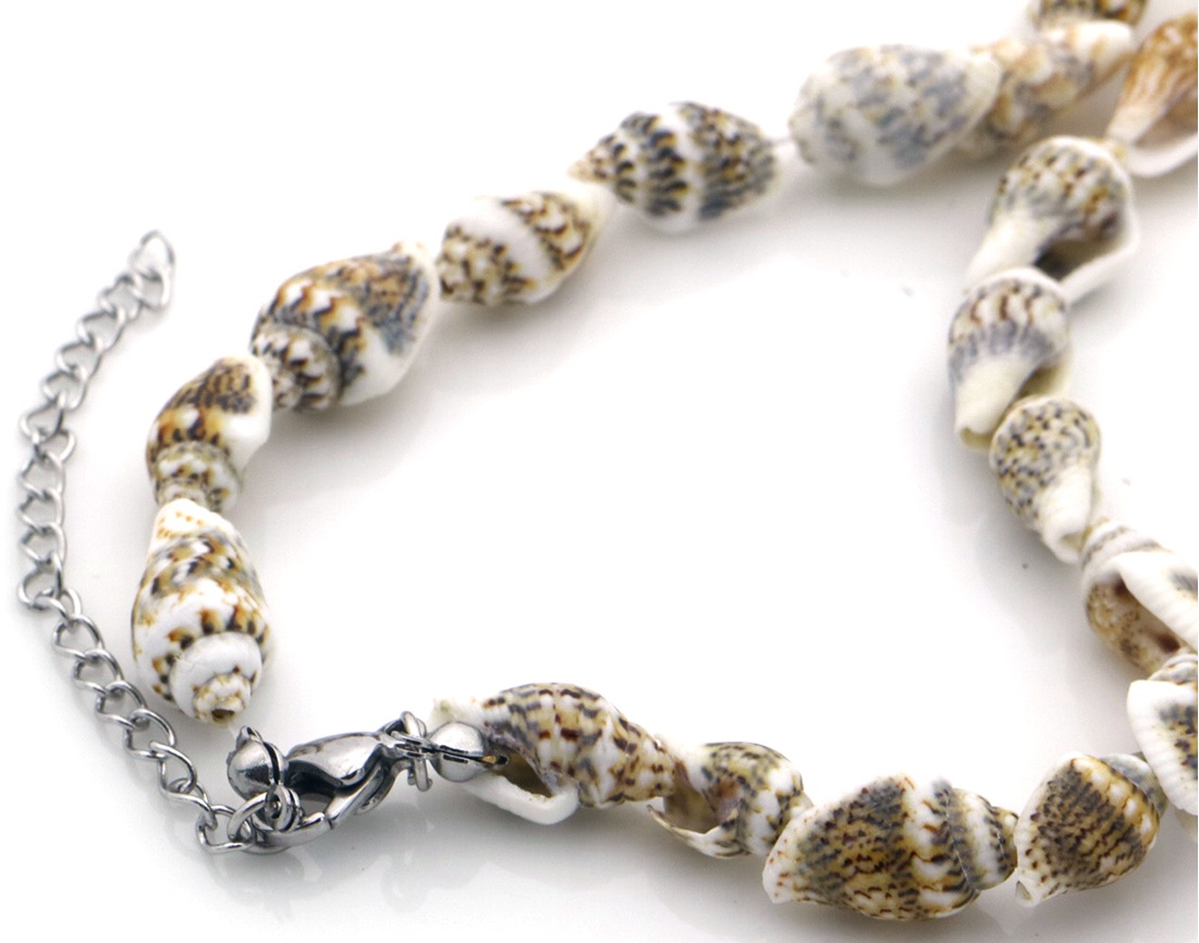 C-D25.2 N938-001-2 Necklace Shells 40-45cm
